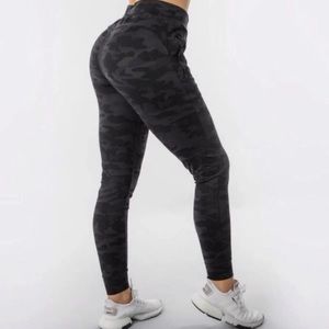 Alphalete camo joggers